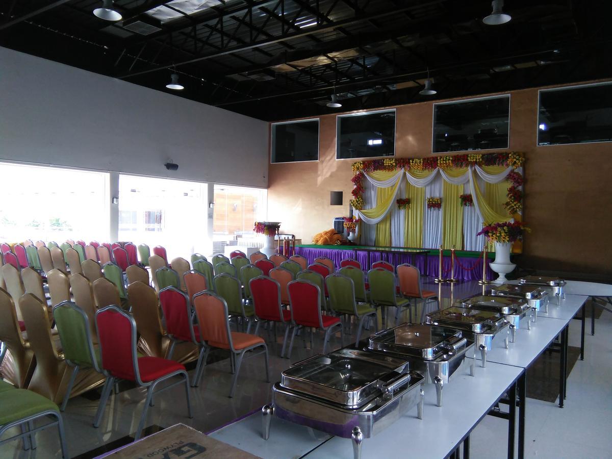 Silver Estate Resort Tikamgarh ภายนอก รูปภาพ