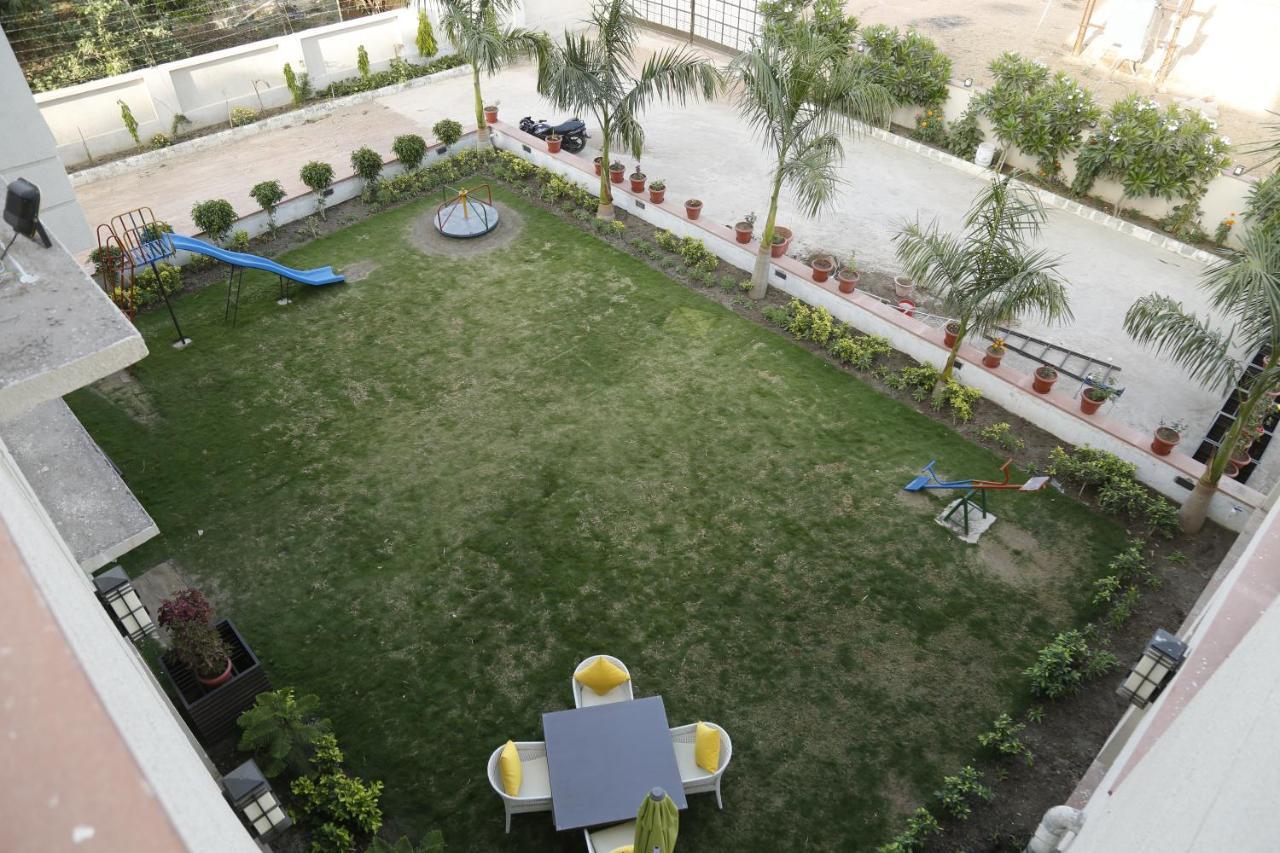 Silver Estate Resort Tikamgarh ภายนอก รูปภาพ